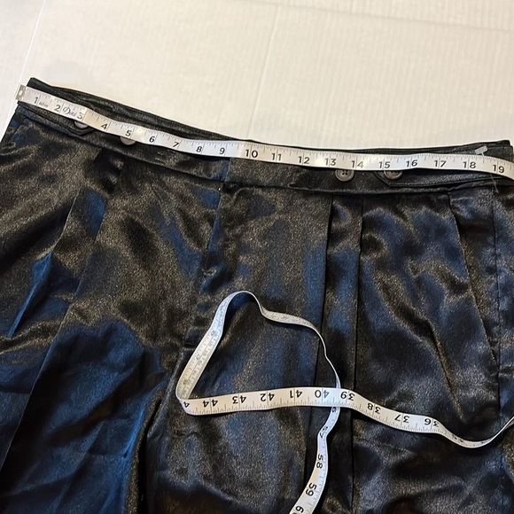 New-a new day-16-black-high-rise, satin, pleated, wide leg, slouchy, cargo pants - Picture 11 of 15